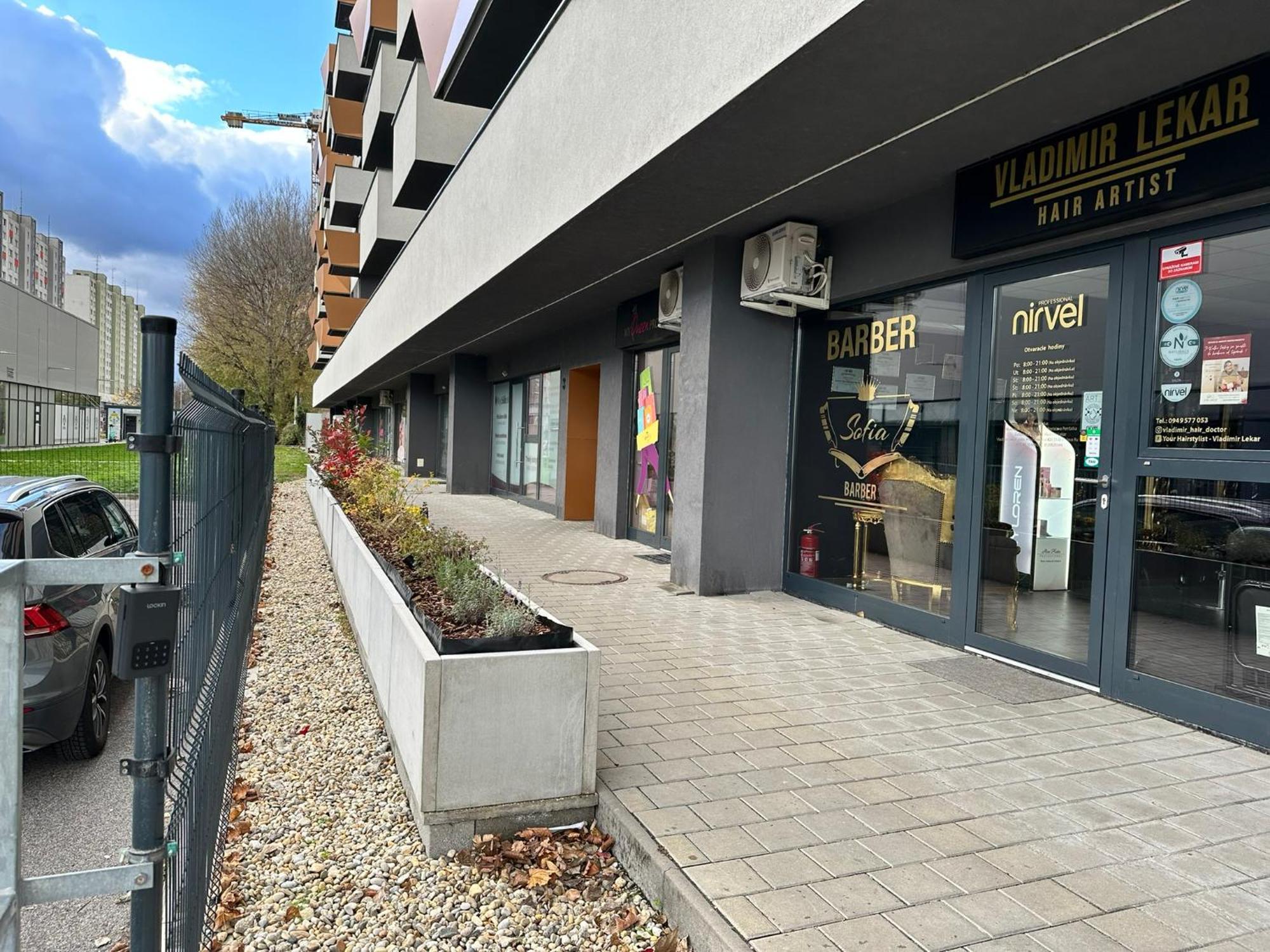 Novozariadeny Apartman Pri Starom Moste Bratislava Exterior foto